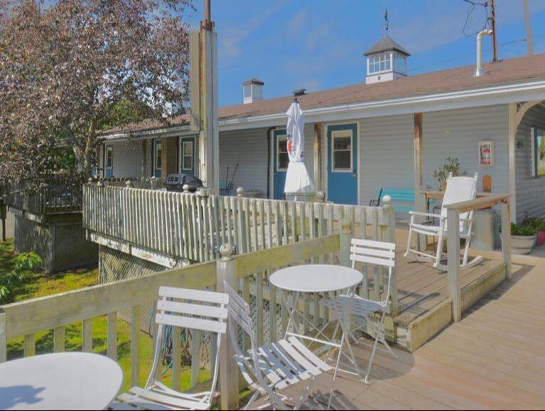 Dewar'S Inn And Cottages Prescott Εξωτερικό φωτογραφία