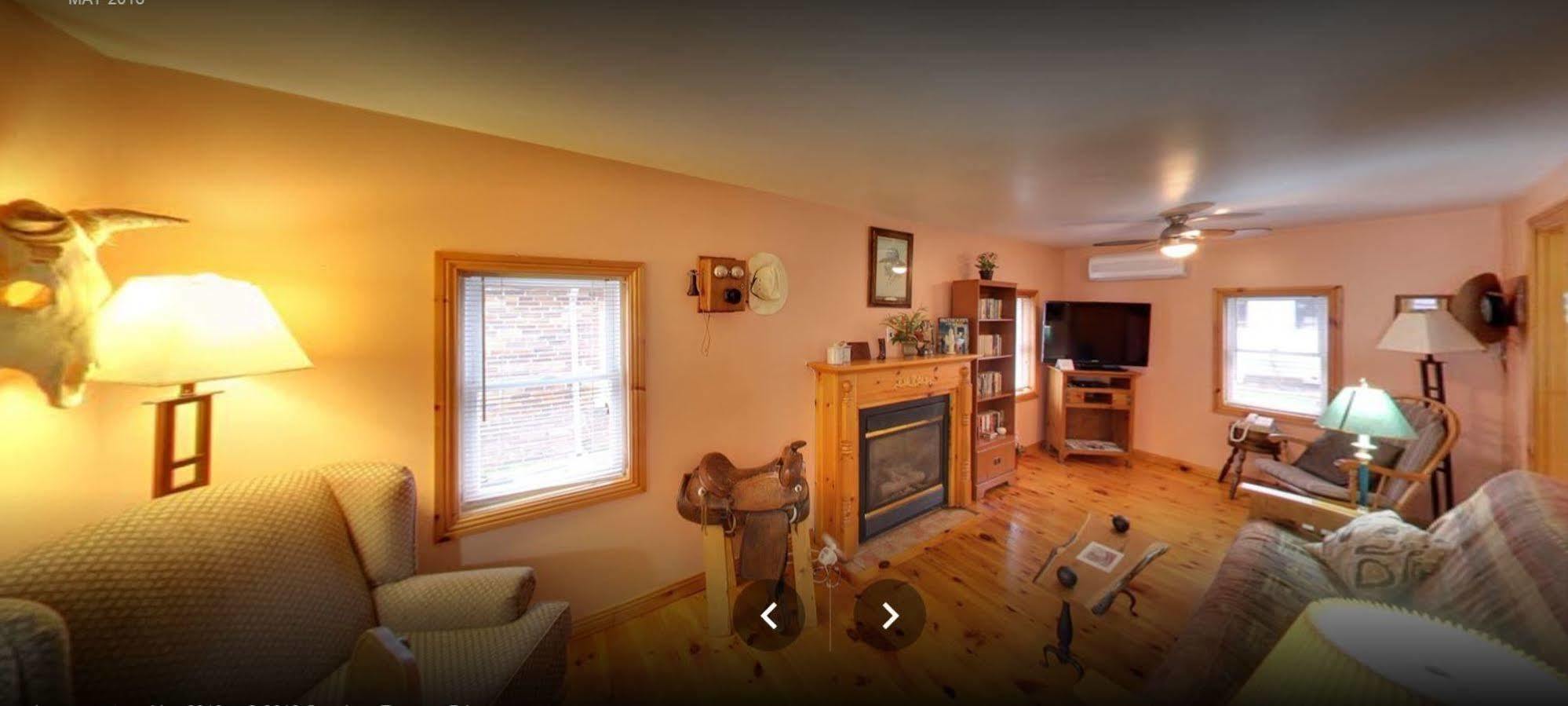 Dewar'S Inn And Cottages Prescott Εξωτερικό φωτογραφία