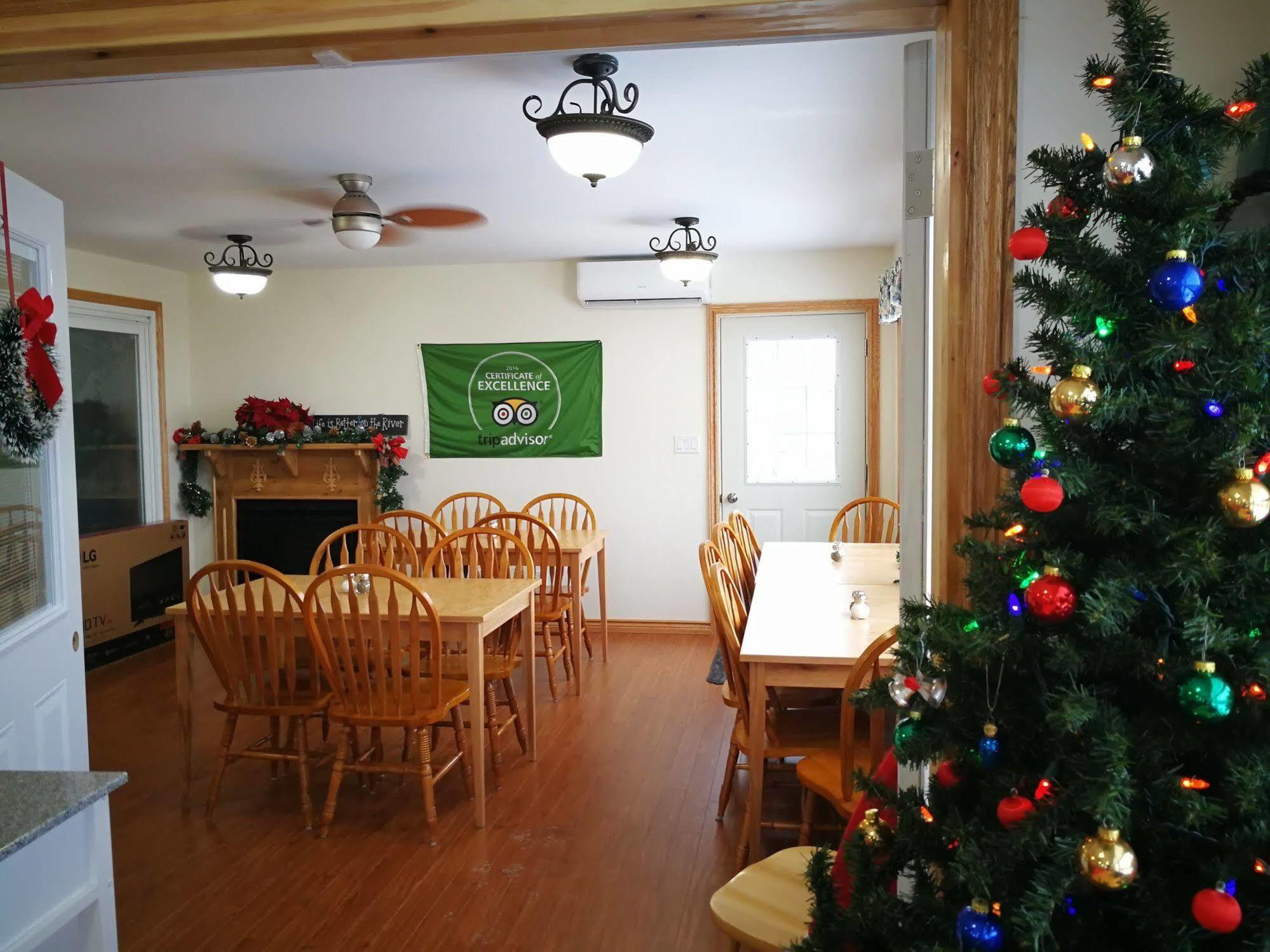 Dewar'S Inn And Cottages Prescott Εξωτερικό φωτογραφία